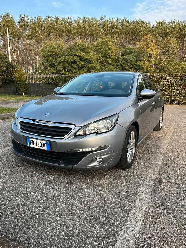 Usata Peugeot 308 120 CV (88 kW) 2014 Grigio Station wagon