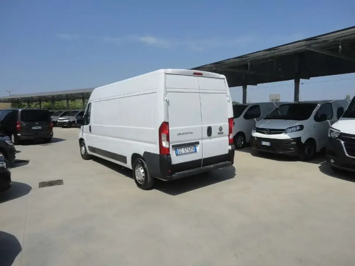 Usata Fiat Ducato 140 CV (102 kW) 2020 Bianco Furgone