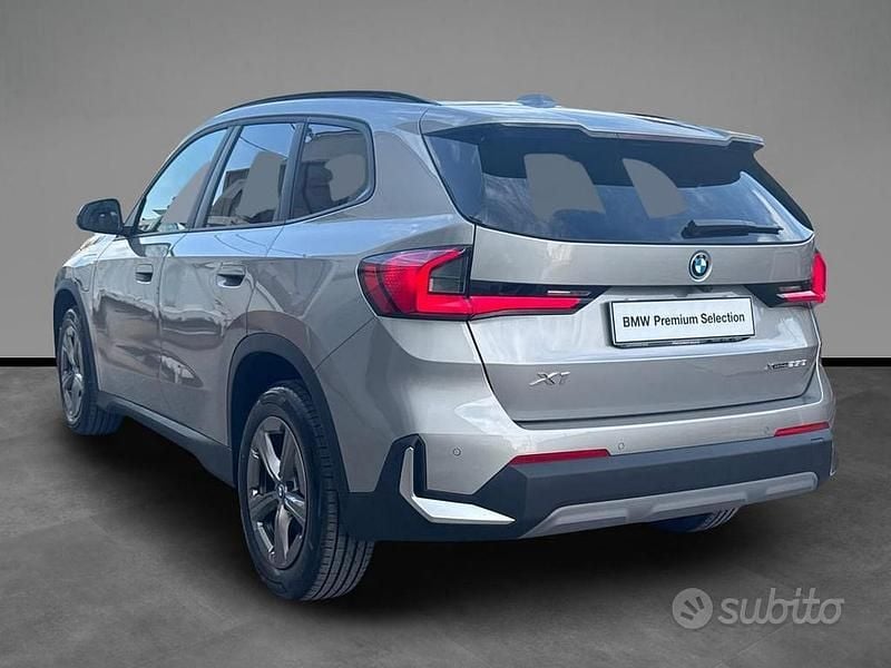 Usata BMW X1 Comfort Edition 245 CV (180 kW) 2023 Argento SUV
