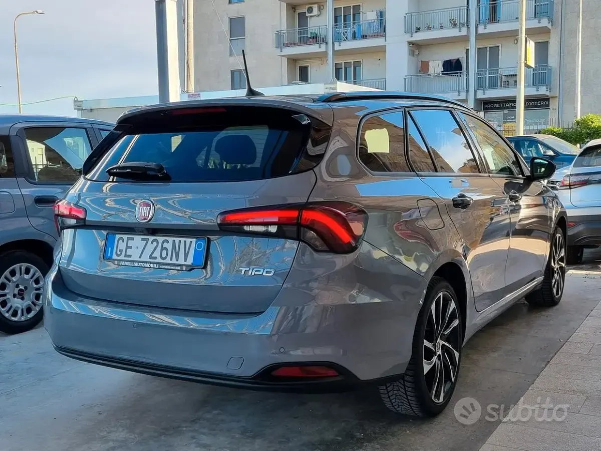 Usata Fiat Tipo Sport 131 CV (96 kW) 2021 Grigio Station wagon