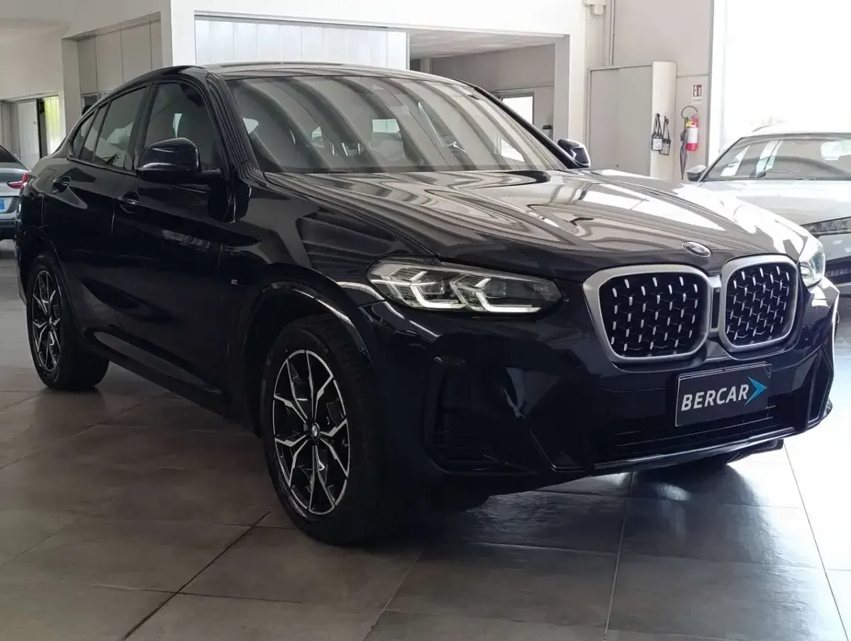 Usata BMW X4 M Sport 184 CV (135 kW) 2024 Nero SUV