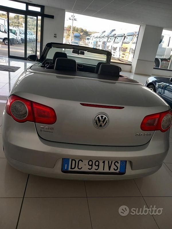 Usata VW Eos 2007 Grigio Cabrio