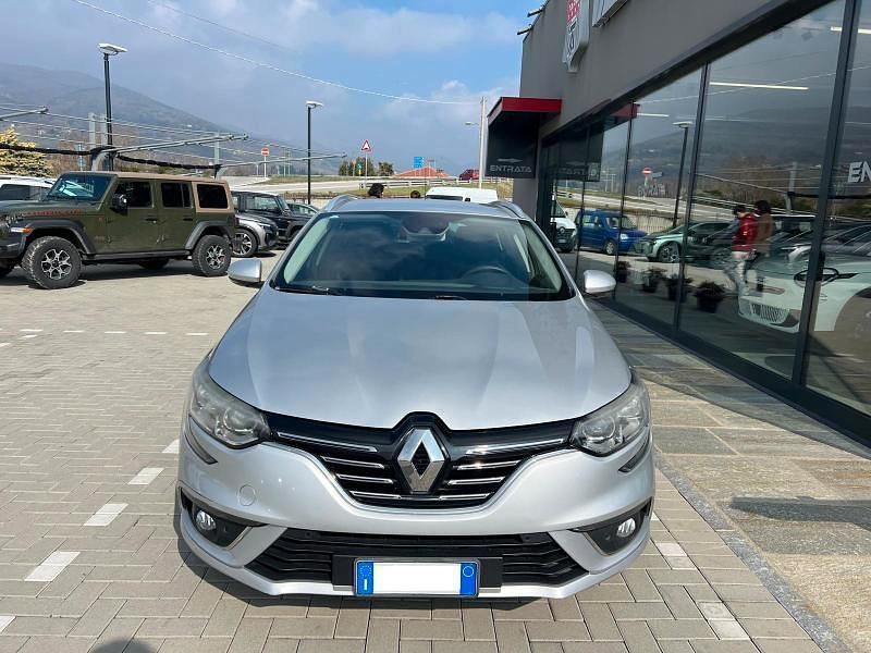 Usata Renault Mégane GrandTour Zen 110 CV (80 kW) 2017 Giallo Station wagon