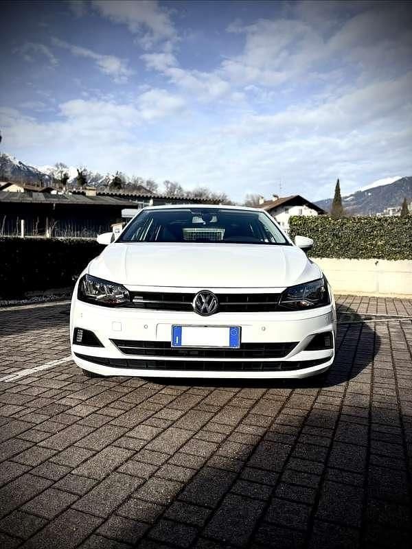 Usata VW Polo Comfortline 65 CV (47 kW) 2018 Bianco Utilitaria