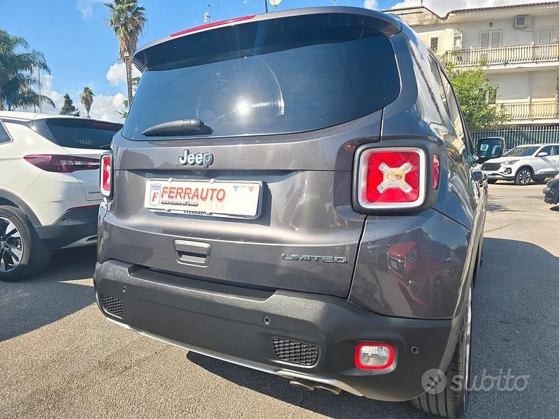Usata Jeep Renegade Limited 120 CV (88 kW) 2018 Grigio SUV