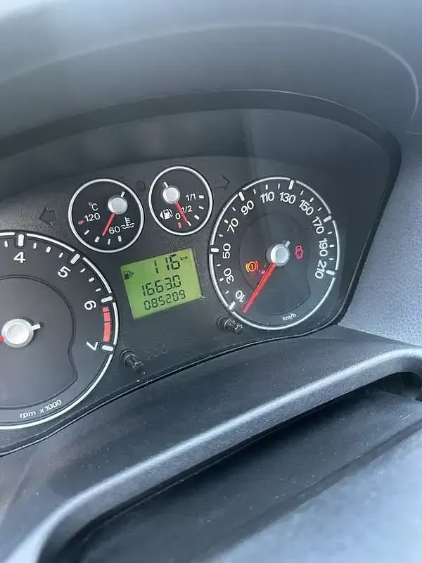 Usata Ford Fiesta 75 CV (55 kW) 2007 Utilitaria