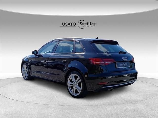 Usata Audi A3 Sport 116 CV (85 kW) 2019 2t nero perla Berlina