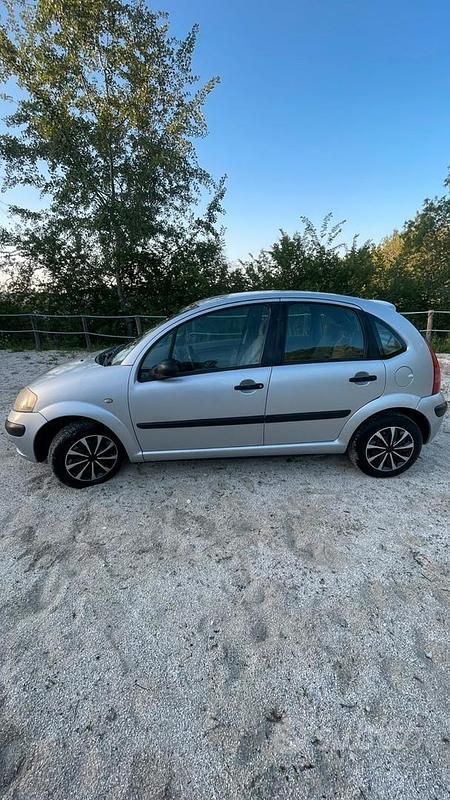 Usata Citroën C3 60 CV (44 kW) 2003 Grigio Berlina