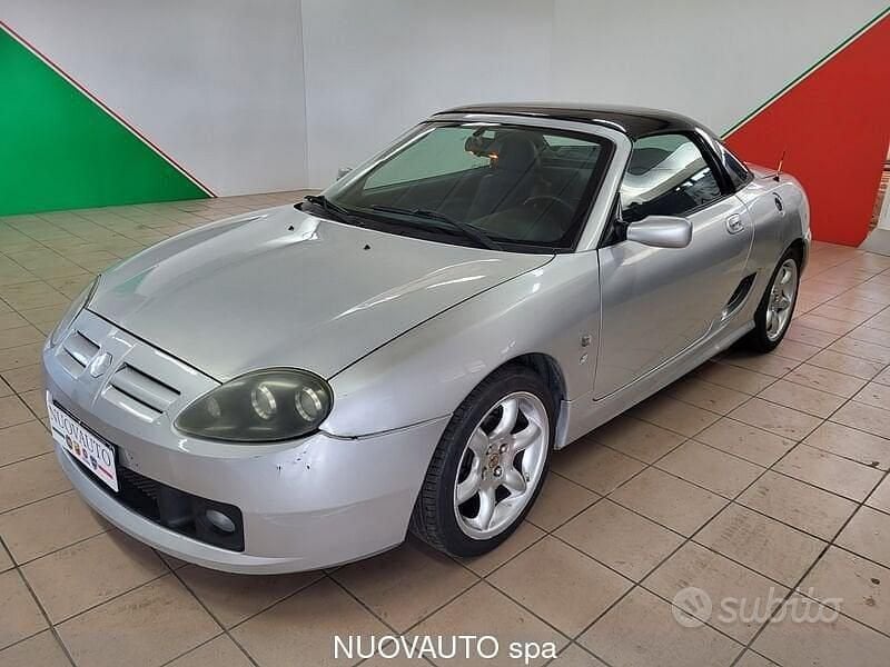 Usata MG TF 116 CV (85 kW) 2003 Argento Cabrio