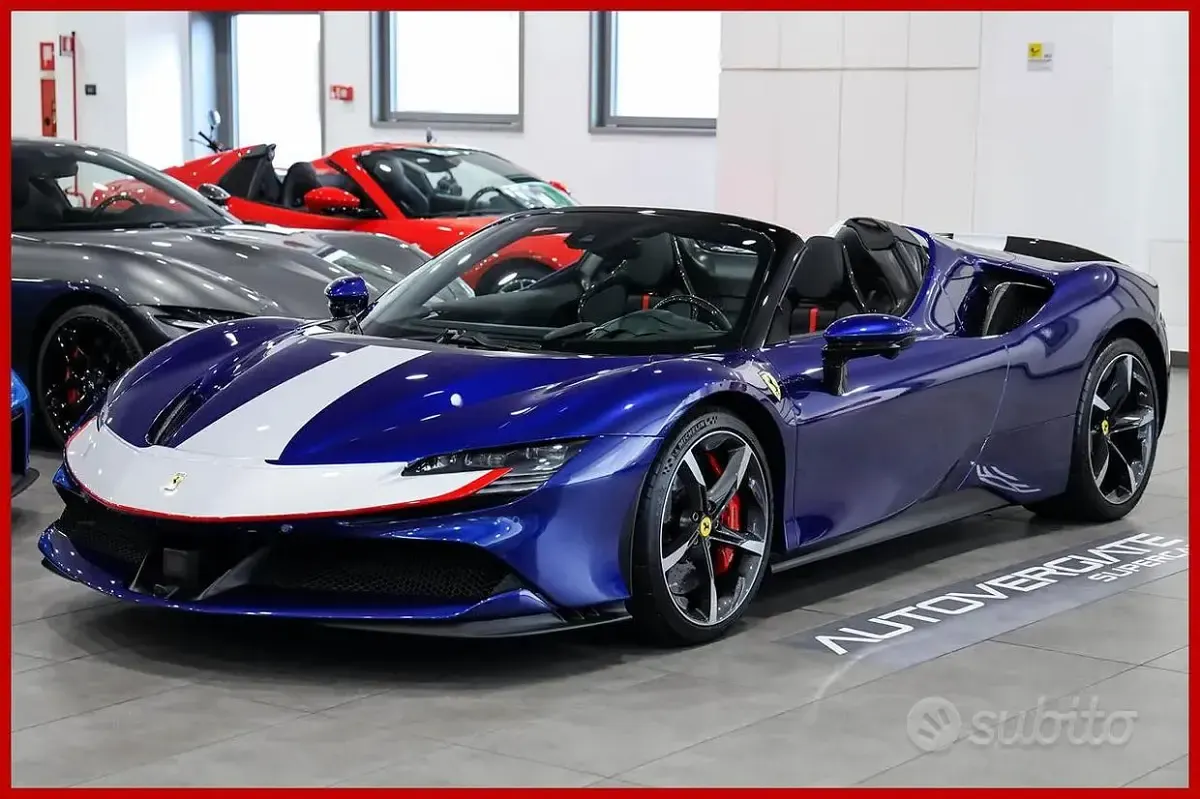 Usata Ferrari SF90 779 CV (572 kW) 2021 Cabrio