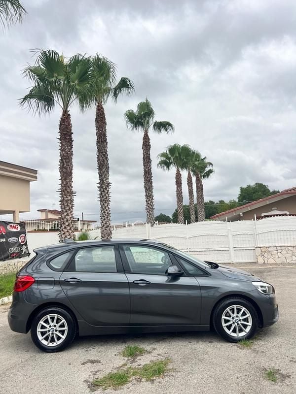 Usata BMW 216 Active Tourer Luxury Line 115 CV (84 kW) 2018 Grigio Monovolume
