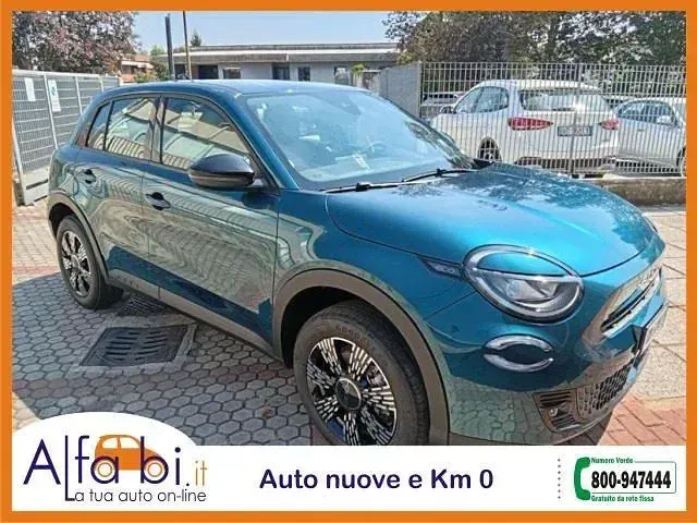 Nuova Fiat 600 Icon 136 CV (100 kW) 2026 Verde SUV