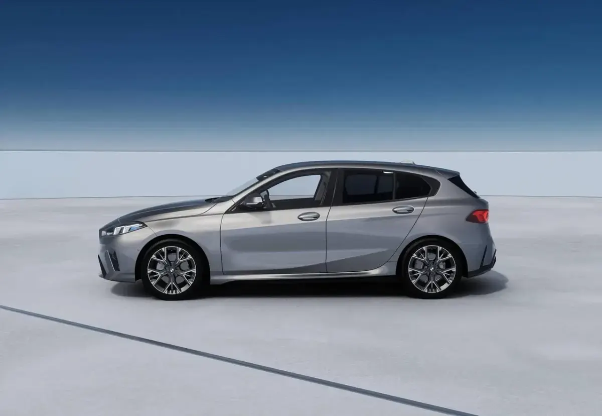 Nuova BMW 116 M Sport 122 CV (89 kW) 2026 Grigio Utilitaria