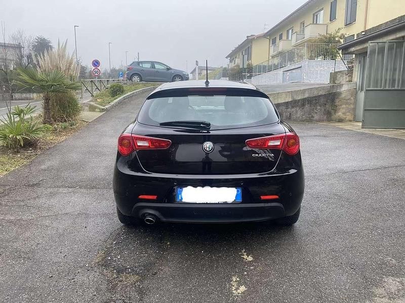 Usata Alfa Romeo Giulietta Super 120 CV (88 kW) 2017 Utilitaria