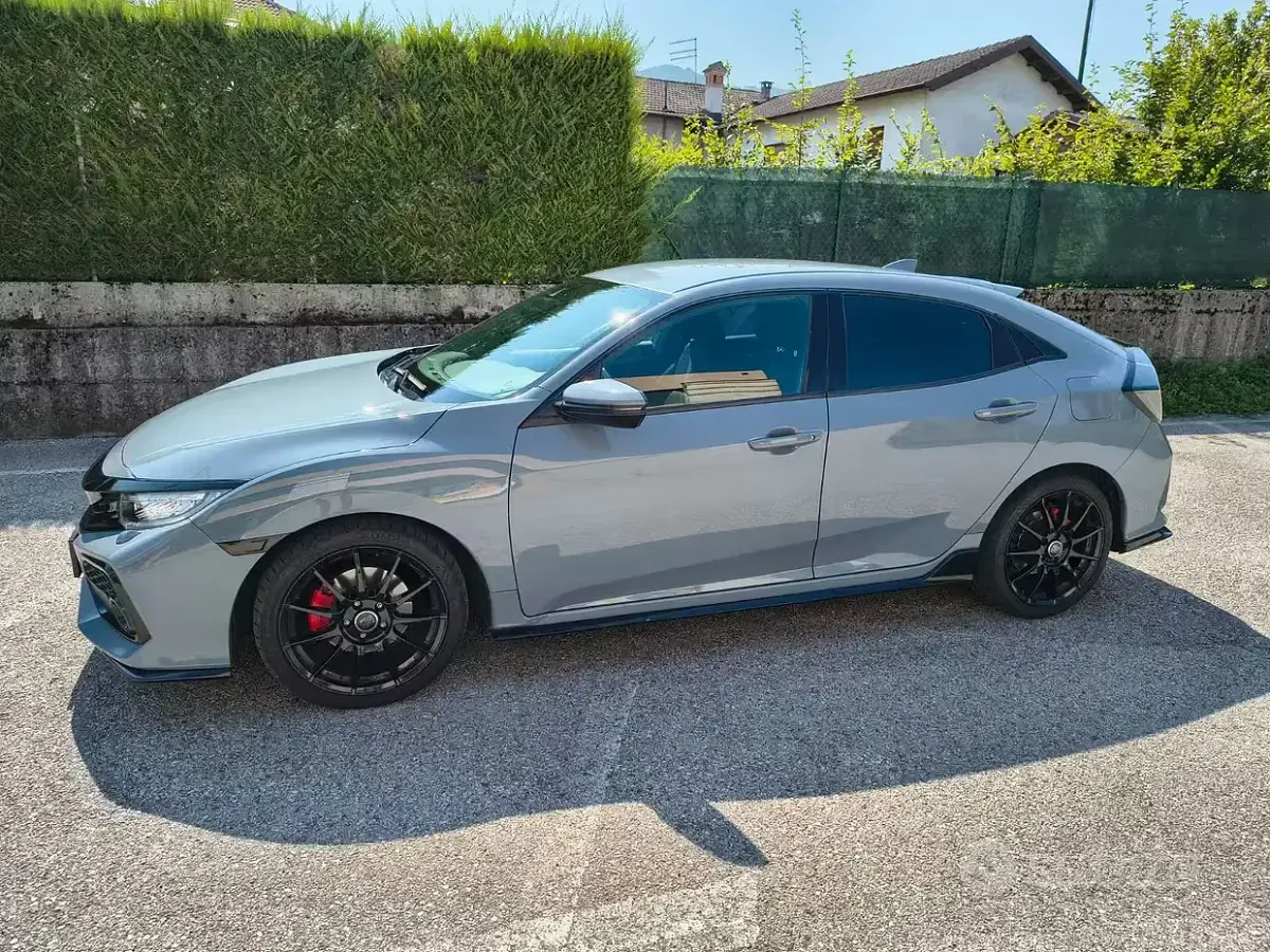 Usata Honda Civic Sport 182 CV (133 kW) 2019 Grigio Berlina