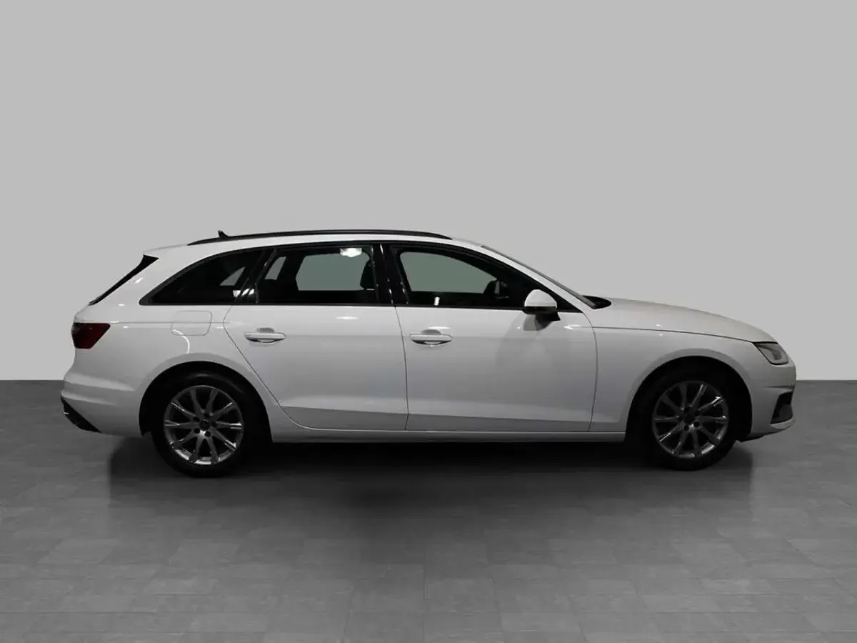 Usata Audi A4 Business 136 CV (100 kW) 2024 Bianco arkona Station wagon