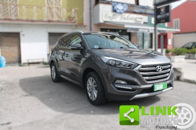 Usata Hyundai Tucson Xpossible 141 CV (103 kW) 2016 Gray SUV