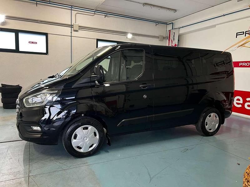 Usata Ford Transit Custom Trend 131 CV (96 kW) 2022 Nero Monovolume