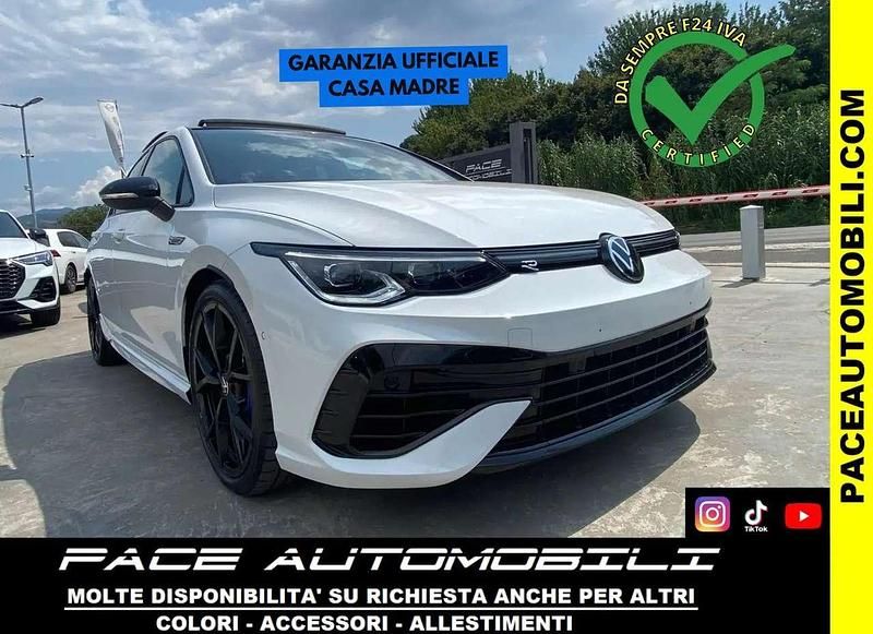 Nero metallizzato Usata 2023 VW Golf VIII R Tre volumi | 44.900 € (Buon prezzo) - Immagine 1/2