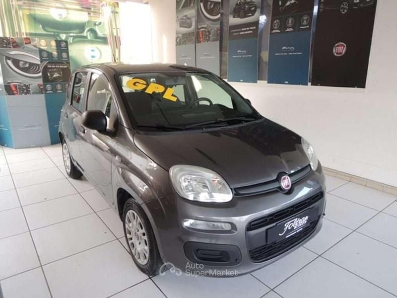 Usata Fiat Panda Easy 69 CV (50 kW) 2017 Grigio Utilitaria