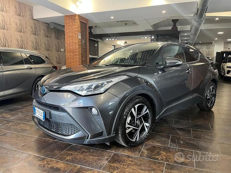 Grigio Usata 2022 Toyota C-HR Trend SUV | 21.500 € (Cara) - Immagine 1/4