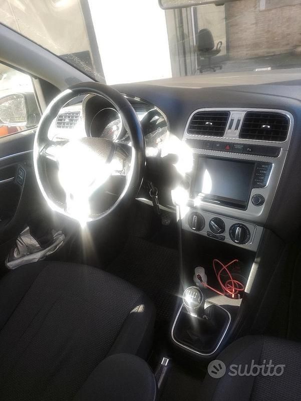 Usata VW Polo Highline 90 CV (66 kW) 2017 Grigio Berlina