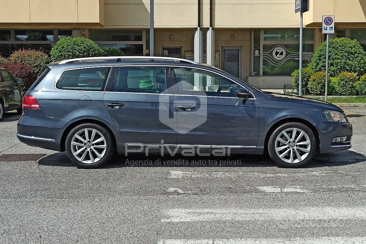 Usata VW Passat Highline 140 CV (102 kW) 2013 Grigio Station wagon