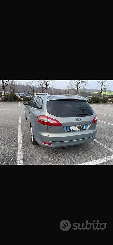 Usata Ford Mondeo Premium 140 CV (102 kW) 2007 Grigio Station wagon
