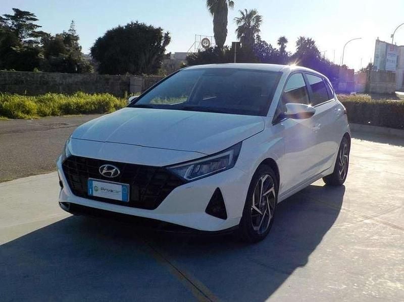 Usata Hyundai i20 84 CV (61 kW) 2023 Bianco Utilitaria