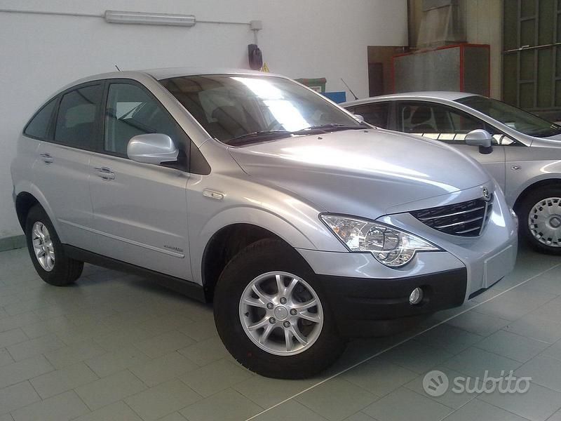 Grigio Usata 2010 Ssangyong (KGM) Actyon SUV | 1100 € - Immagine 1/1