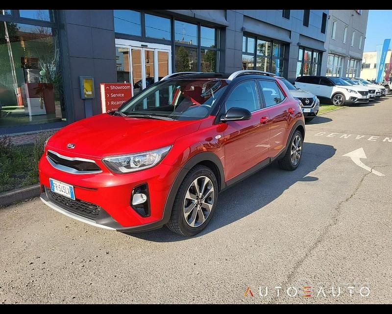 Rosso Usata 2018 Kia Stonic Style SUV | 10.900 € (Buon prezzo) - Immagine 1/4
