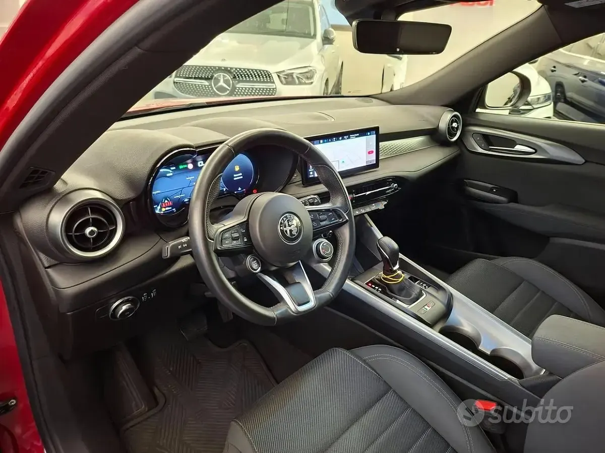 Usata Alfa Romeo Tonale Sprint 131 CV (96 kW) 2024 Rosso SUV