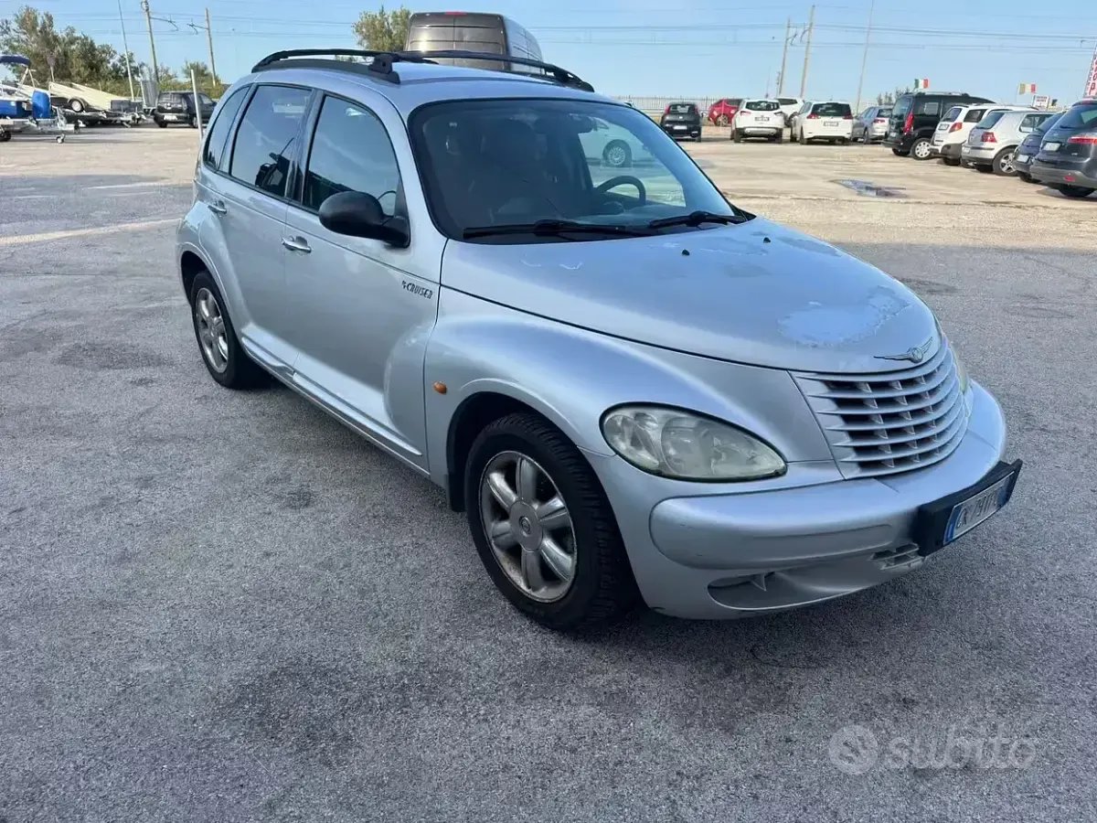 Usata Chrysler PT Cruiser 121 CV (88 kW) 2004 Grigio Berlina