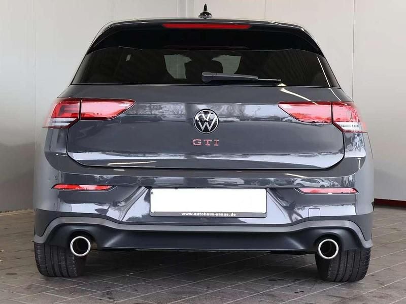 Usata VW Golf VIII GTI 245 CV (180 kW) 2024 Grigio Berlina