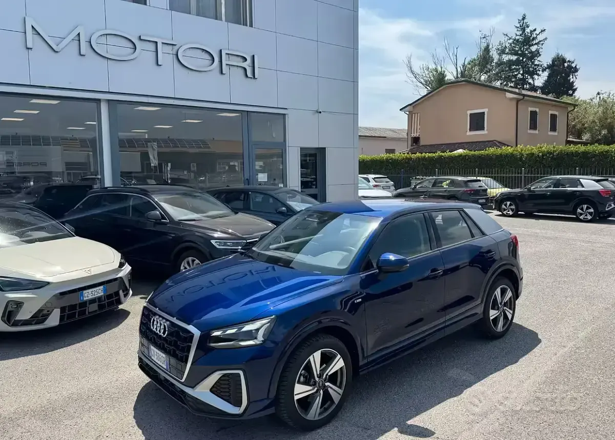 Usata Audi Q2 S-Line 150 CV (110 kW) 2024 Bluazzurro SUV