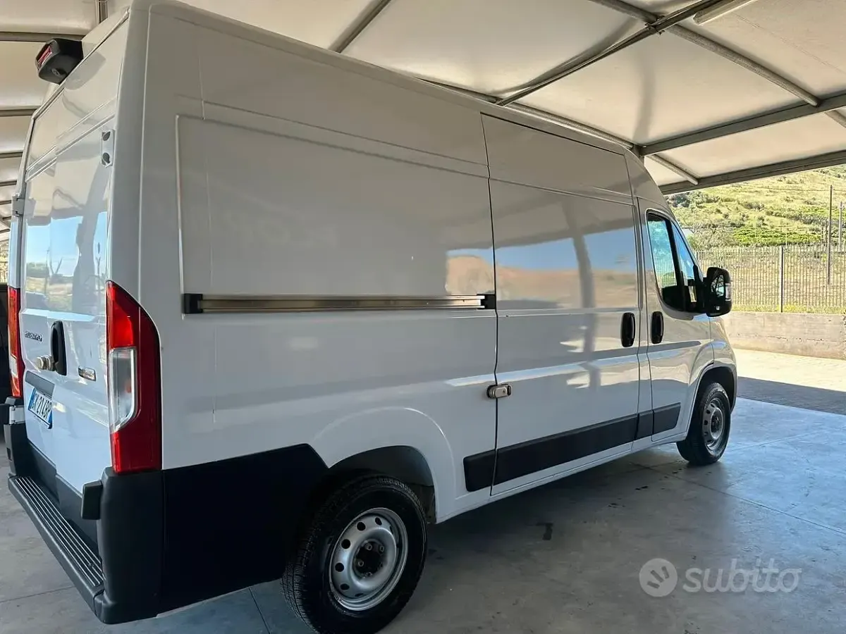 Usata Fiat Ducato 140 CV (102 kW) 2022 Bianco Furgone