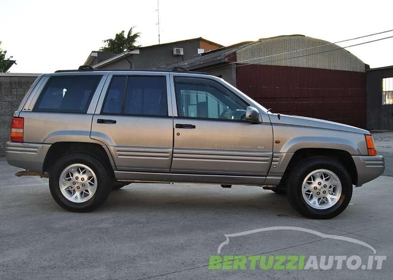 Usata Jeep Grand Cherokee Limited 116 CV (85 kW) 1998 Bronzo SUV