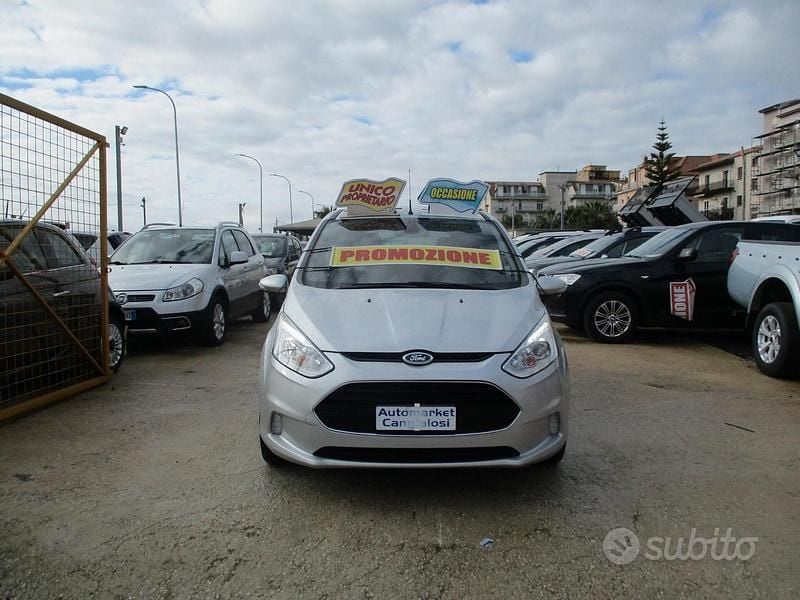 Usata Ford B-MAX 90 CV (66 kW) 2013 Grigio Monovolume