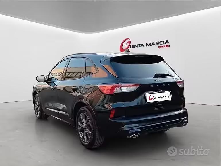Usata Ford Kuga ST-Line 120 CV (88 kW) 2022 Nero SUV
