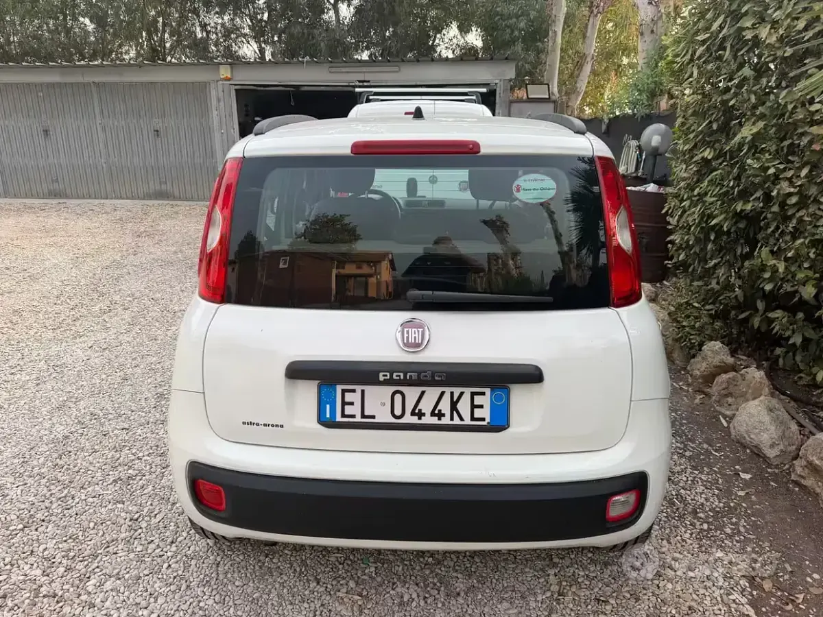 Usata Fiat Panda Easy 69 CV (50 kW) 2013 Bianco Utilitaria