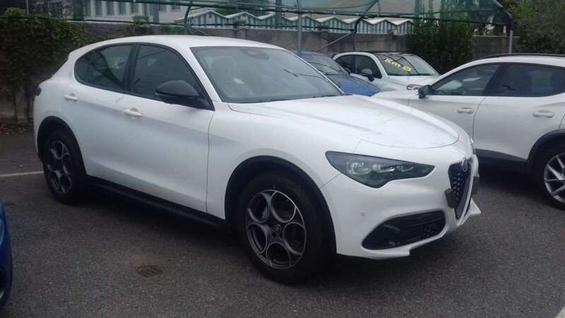 Usata Alfa Romeo Stelvio Sprint 160 CV (117 kW) 2024 Bianco SUV