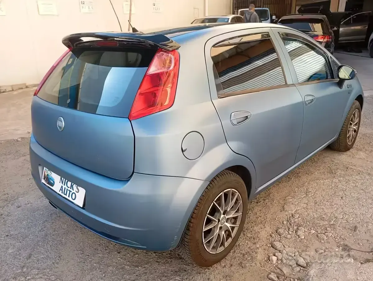 Usata Fiat Grande Punto 65 CV (47 kW) 2007 Blu Utilitaria