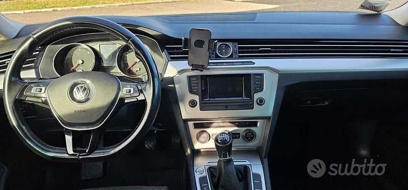 Usata VW Passat 150 CV (110 kW) 2015 Nero Berlina