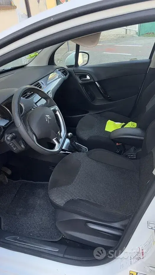 Usata Citroën C3 68 CV (50 kW) 2015 Berlina