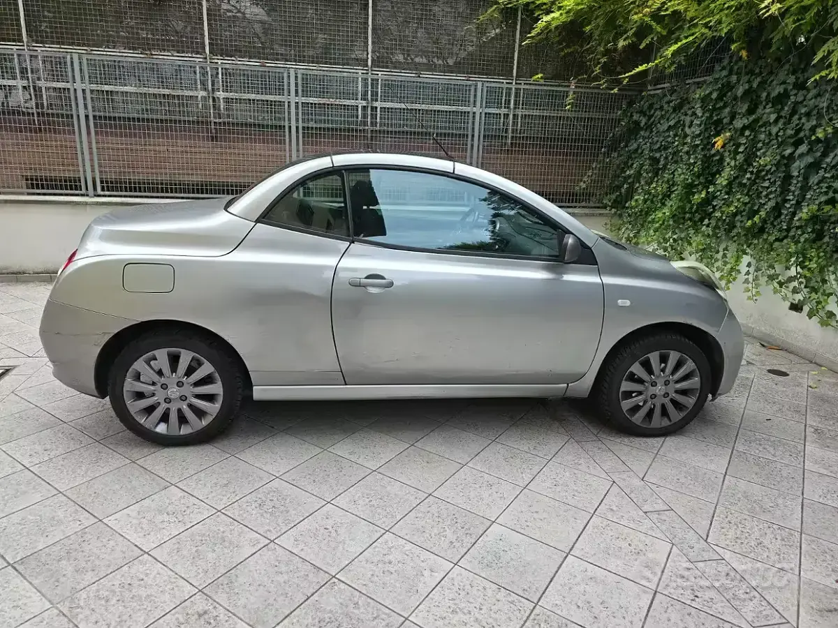 Usata Nissan Micra C+C 88 CV (64 kW) 2009 Grigio Cabrio