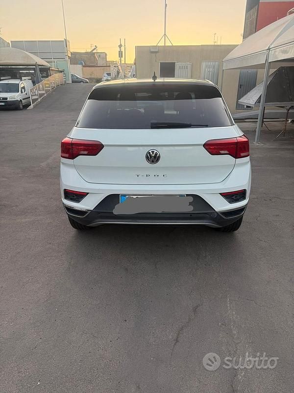 Usata VW T-Roc 116 CV (85 kW) 2018 Bianco SUV