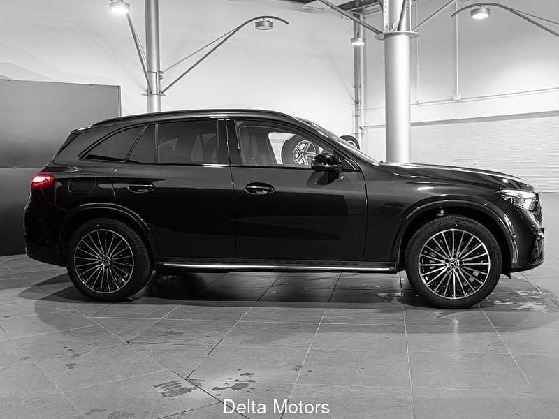 Nuova Mercedes GLC300e Advanced 197 CV (144 kW) 2026 Nero SUV
