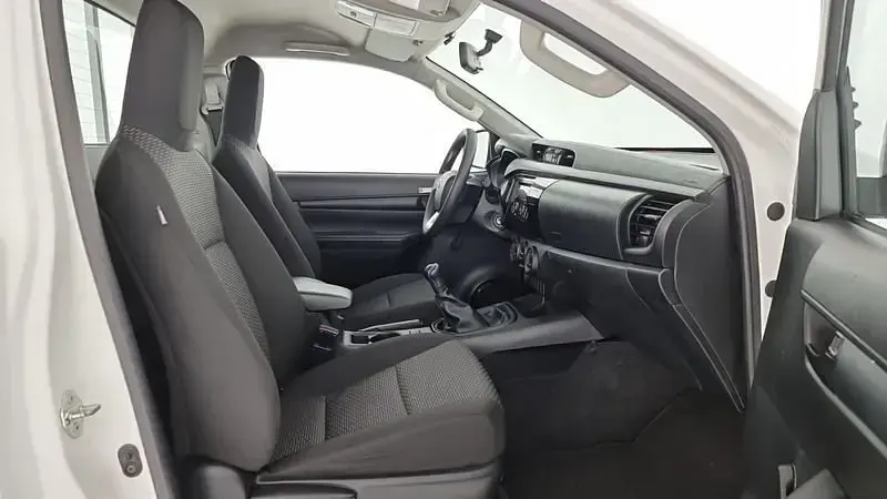Usata Toyota HiLux 150 CV (110 kW) 2021 Bianco Pick-up