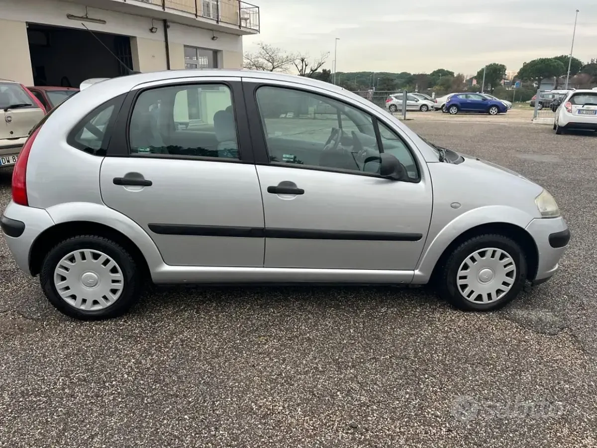 Gebraucht Citroën C3 60 PS (44 kW) 2003 Grau Limousine