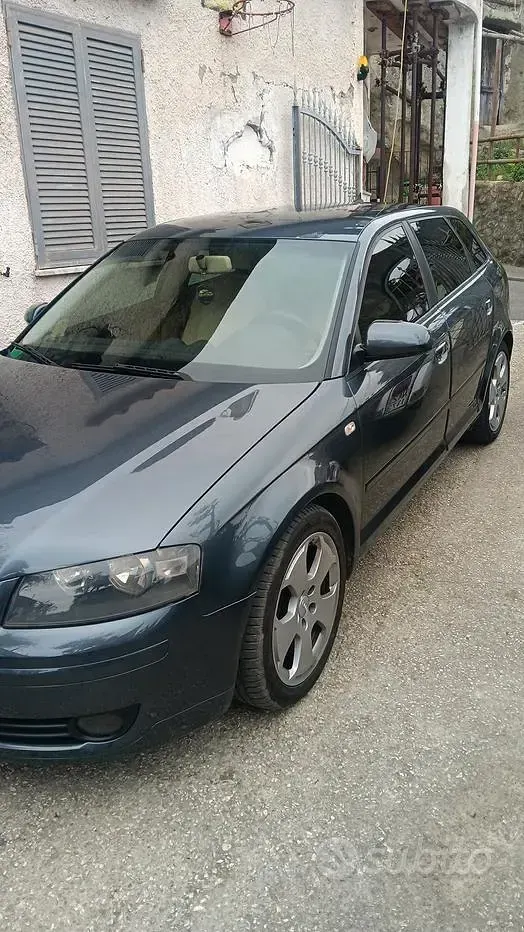 Usata Audi A3 140 CV (102 kW) 2004 Grigio Utilitaria